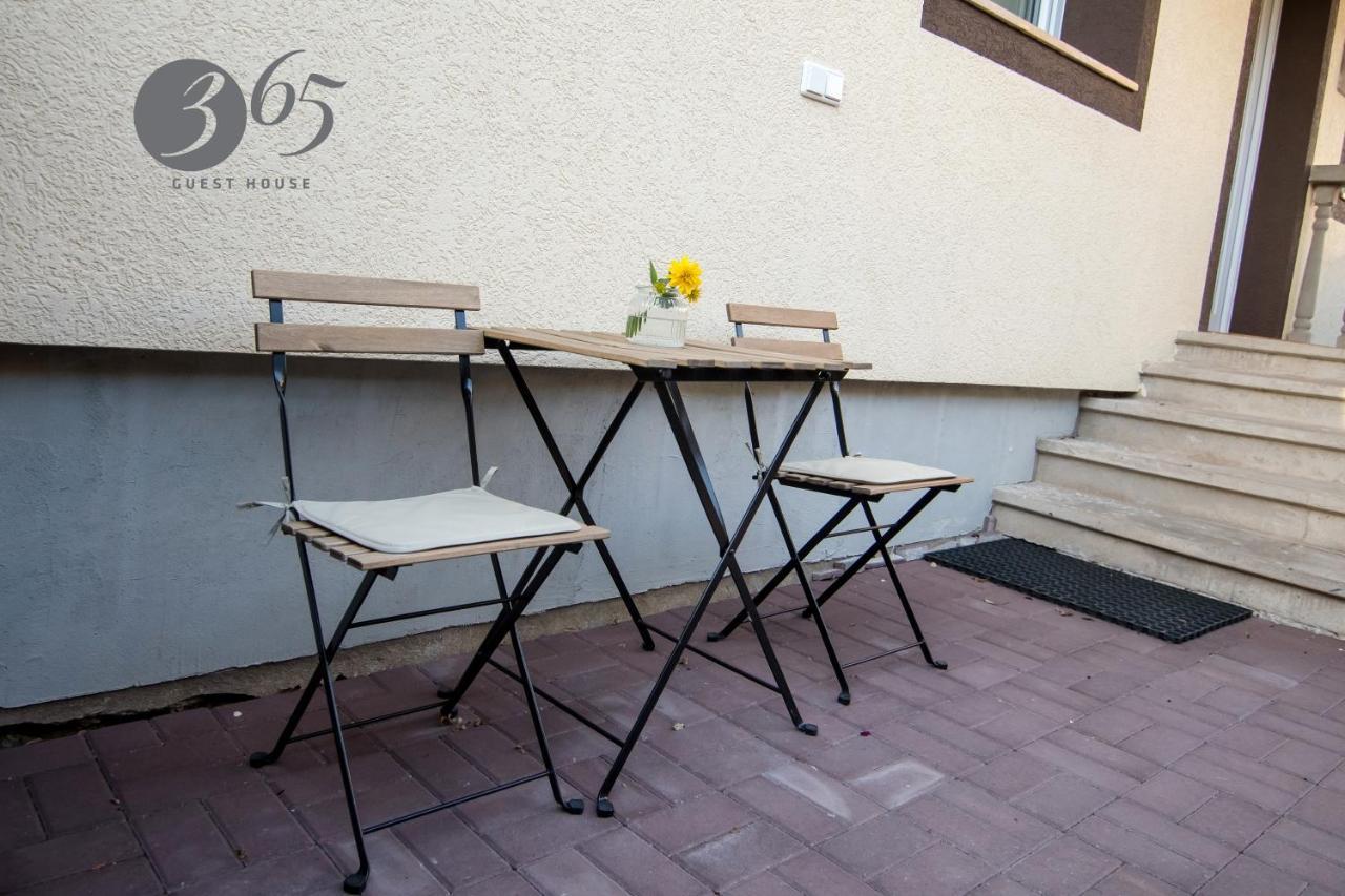 365 Guest House Hunedoara Bagian luar foto